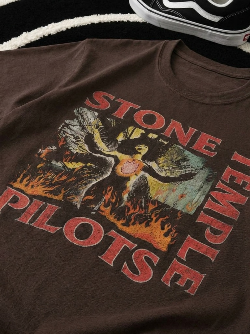 Stone Temple Pilots Angel Flames Shirt, Rock Graphic Band Tee - Picture 2 of 2
